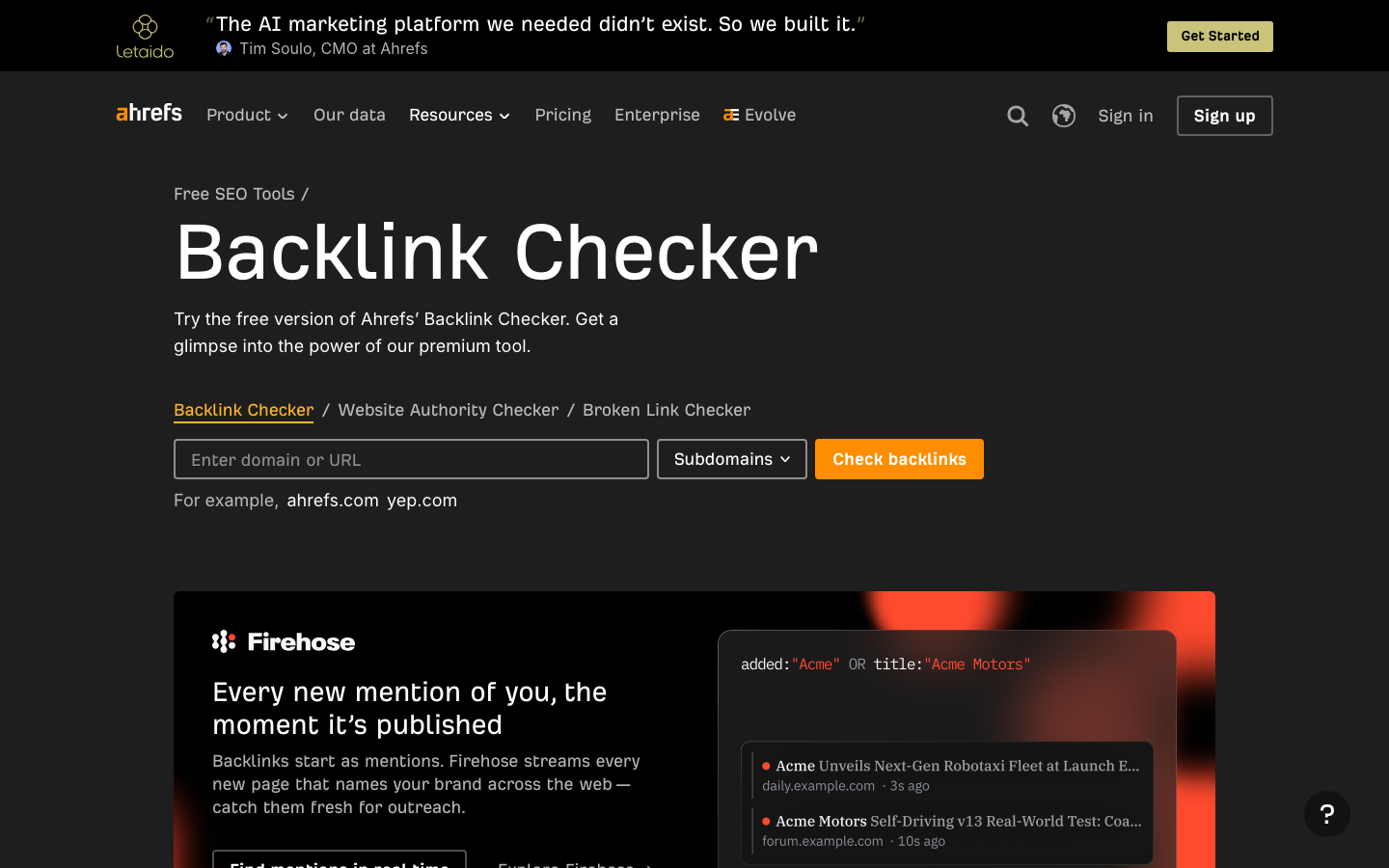 Startseite des kostenlosen Ahrefs Backlink Checker mit Eingabefeld für eine Domain.